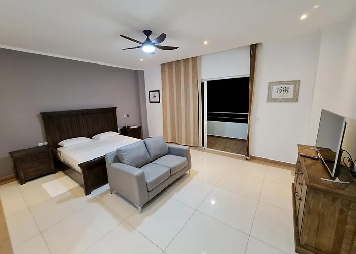 Royale By Arc Royal Luxury Apts